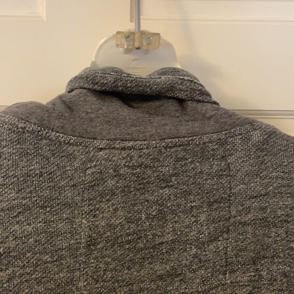 Abercrombie & Fitch Sweatshirt - Picture 6 of 8